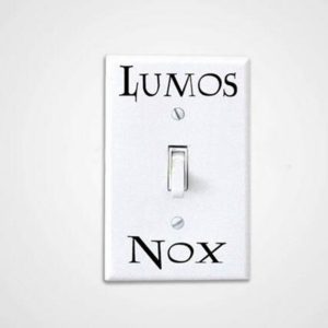 Sticker Lumos Nox sur interrupteur