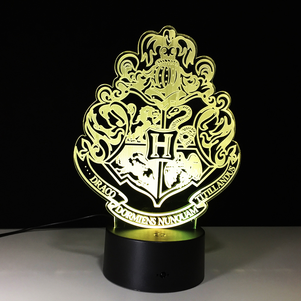 Lampe des 4 maisons de Poudlard - Harry Potter - Wingardium Leviosa